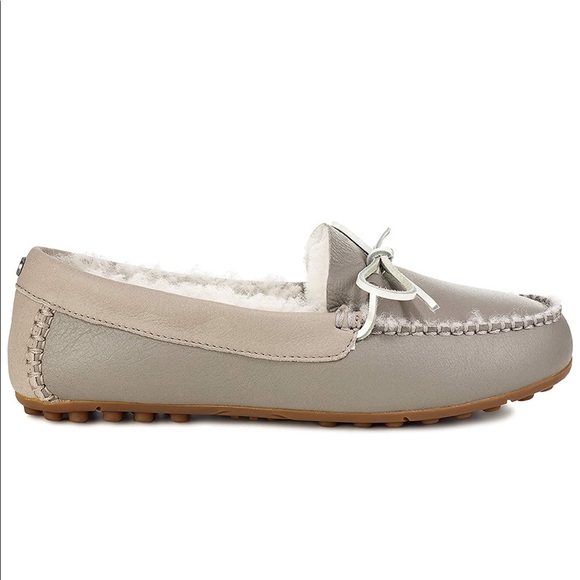 ugg deluxe loafer